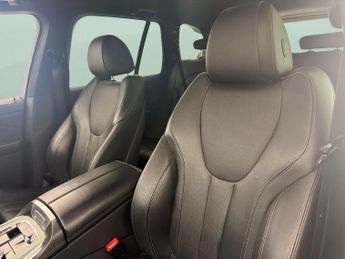 BMW X5 3.0 40i M Sport xDrive (340 ps) - LED - REVERSE CAM - HEATED SEA