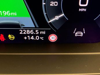 Audi Q4 E-tron 150kW 40 82kWh Sport [C+S/Tech Pack] ADAPTIVE CRUISE - LED LIGHT