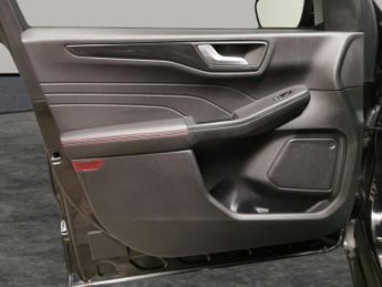 Ford Kuga 2.5 Duratec 14.4kWh ST-Line X Edition Plug-in CVT (225 ps) - REV