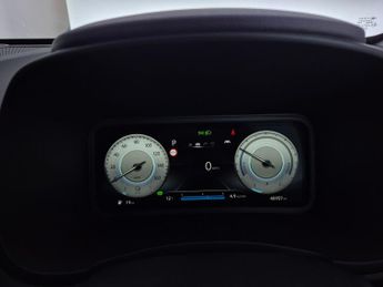 Hyundai Kona 39kWh Premium (10.5kW Charger) (136 ps) - LED - REVERSE CAM - NA