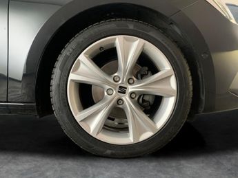 Seat Leon 1.5 eTSI MHEV FR DSG (150 ps) - REVERSE CAM - NAV - WIFI