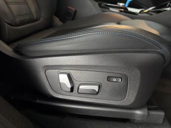BMW iX3 80kWh M Sport (286 ps) - LEATHER - HEATED SEATS - HEATED STEERIN