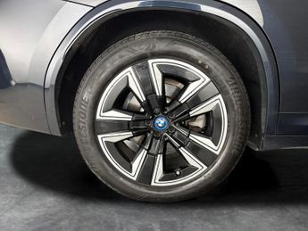 BMW iX3 80kWh M Sport (286 ps) - LEATHER - HEATED SEATS - HEATED STEERIN