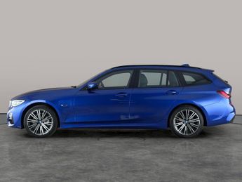BMW 3 Series 2.0 330e 12kWh M Sport Touring Plug-in (292 ps) - ACOUSTIC GLAZI