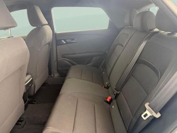 MG Mg4 64kWh SE Long Range (203 ps) - FABRIC - BLACK - CARPLAY - LED