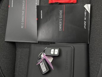 Honda Jazz 1.5 h i-MMD SR eCVT (107 ps) - SPEED LIMIT RECOG - PARK SENSORS