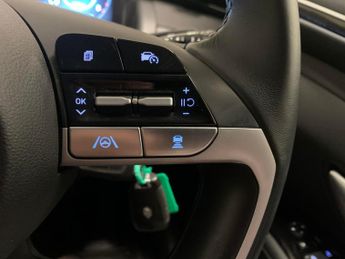 Hyundai Tucson 1.6 T-GDi MHEV SE Connect DCT (150 ps) - LED - REVERSE CAM - NAV