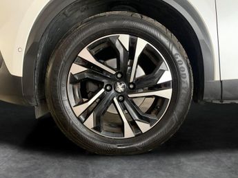 Peugeot 2008 1.2 PureTech GT EAT (130 ps) - HEATED SEATS - NAV - BLIND SPOT A