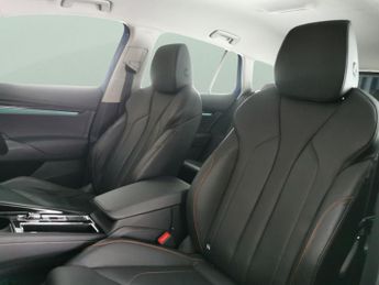 Skoda Enyaq iV 62kWh 60 (DC120kW) (179 ps) - KEYLESS START - LED LIGHTS - SA