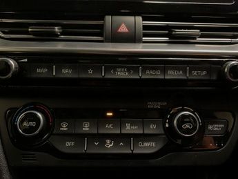 Kia Niro 64kWh 3 (201 bhp) - LANE DEPARTURE  - BLUETOOTH - CRUISE