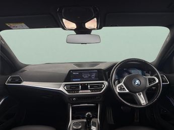 BMW 3 Series 2.0 330e 12kWh M Sport Plug-in (292 ps) - HEATED SEATS - ADAPTIV