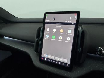 Volvo Ex30 Twin Performance 69kWh Ultra AWD (428 ps) - CARPLAY - HK AUDIO