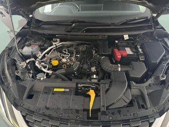 Nissan Qashqai 1.3 DIG-T MHEV N-Connecta (140 ps) - INTELLIGENT LANE INTERVENTI