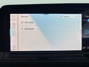 Volkswagen Golf 1.4 TSI 13kWh GTE Plug-in DSG (245 ps) - KEYLESS ENTRY - HEATED 