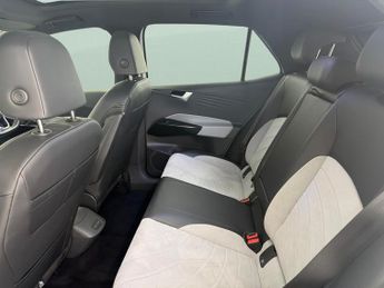 Volkswagen ID.3 Pro 58kWh Family (145 ps) - COMFORT PACK - BLUETOOTH - PARK SENS