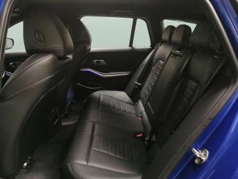 BMW 3 Series 2.0 330e 12kWh M Sport Touring Plug-in (292 ps) - ACOUSTIC GLAZI