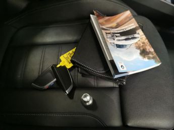 BMW 3 Series 2.0 330e 12kWh M Sport Touring Plug-in (292 ps) - ACOUSTIC GLAZI