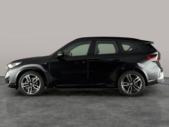 BMW iX1 30 66.5kWh M Sport xDrive (11kW Charger) (313 ps) - REVERSE CAM 