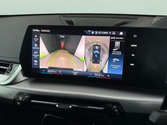 BMW iX1 30 66.5kWh M Sport xDrive (11kW Charger) (313 ps) - REVERSE CAM 