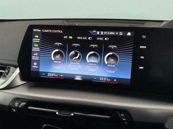 BMW iX1 30 66.5kWh M Sport xDrive (11kW Charger) (313 ps) - REVERSE CAM 
