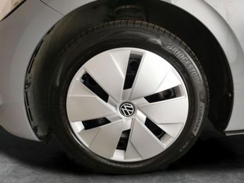 Volkswagen ID.3 Pro 58kWh Life (145 ps) - HEATED SEATS - COMFORT PACK - BLIND SP
