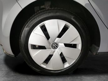 Volkswagen ID.3 Pro 58kWh Life (145 ps) - HEATED SEATS - COMFORT PACK - BLIND SP