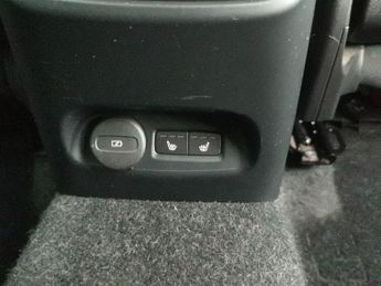 Volvo XC40 Recharge Twin 82kWh Plus AWD (408 ps) - BLACK ROOF RAILS - KEYLE