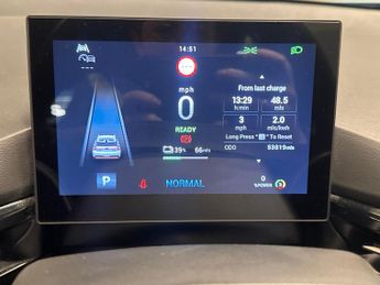 MG Mg4 51kWh SE (170 ps) - FABRIC - BLACK - CARPLAY - LED