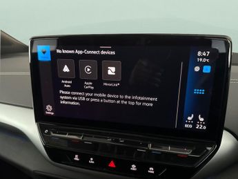 Volkswagen Id.5 Pro 77kWh Style (174 ps) - PARK SENSORS - DAB - PRIVACY GLASS