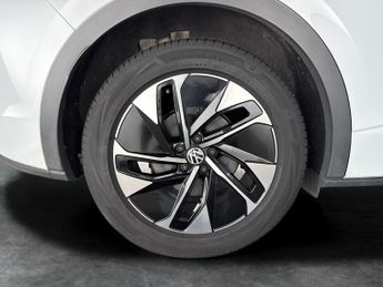 Volkswagen Id.5 Pro 77kWh Style (174 ps) - PARK SENSORS - DAB - PRIVACY GLASS