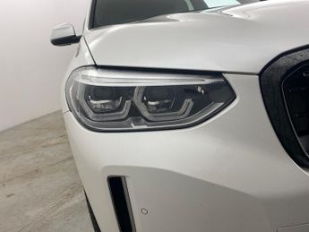 BMW iX3 80kWh Premier Edition Pro (286 ps) - HUD - PARK ASSIST - HK AUDI