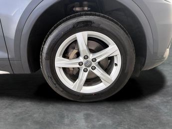 Audi Q5 2.0 TDI 40 Sport S Tronic quattro (190 ps) - XENONS - BLUETOOTH 