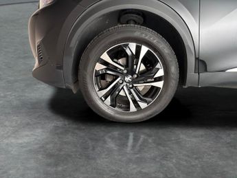 Peugeot 2008 1.2 PureTech Allure Premium + EAT (130 ps) - LED - REVERSE CAM -