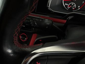 Volkswagen Polo 2.0 TSI GTI DSG (200 ps) - PADDLE SHIFT - PARK SENSORS - DRIVING