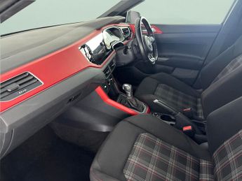 Volkswagen Polo 2.0 TSI GTI DSG (200 ps) - PADDLE SHIFT - PARK SENSORS - DRIVING