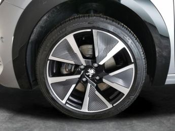 Peugeot E-208 50kWh GT (11kW Charger) (136 ps) - NAV - BLIND SPOT ASSIST - LAN