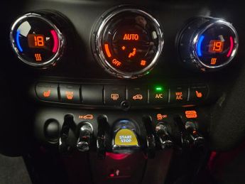 Mini Electric Hatch Cooper SE 32.6kWh Level 2 (184 ps) - PERFORMANCE CONTROL