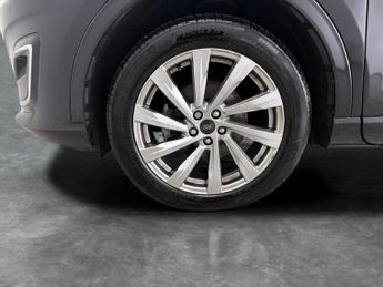 Ford Kuga 2.5 Duratec 14.4kWh Vignale Plug-in CVT (225 ps) - NAV - HEATED 
