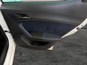 Cupra Formentor 1.5 TSI V2 DSG (150 ps) - LED - REVERSE CAM - NAV
