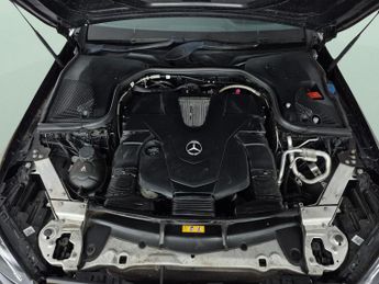 Mercedes-Benz E Class 3.0 E450 V6 GPF AMG Line (Premium) Coupe G-Tronic+ 4MATIC (367 p