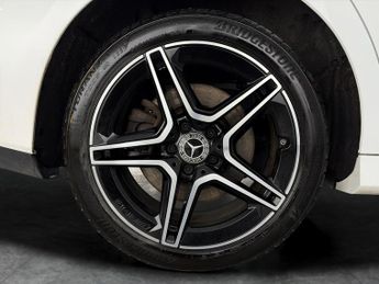 Mercedes-Benz CLA 1.3 CLA250e 15.6kWh AMG Line (Premium) Coupe Plug-in 8G-DCT (218