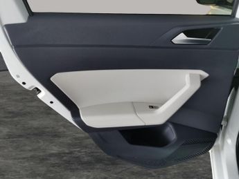 Volkswagen Polo 1.0 TSI SEL DSG (95 ps) - CRUISE - PARK SENSORS