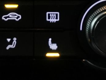 MG MG ZS 44.5kWh Exclusive (143 ps) - HEATED SEATS - NAV - BLIND SPOT ASS