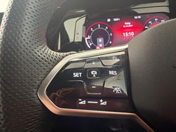 Volkswagen Golf 2.0 TDI GTD DSG (200 ps) - DIGITAL DASH - PADDLE SHIFT - PARK SE