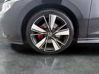 Volkswagen Golf 2.0 TDI GTD DSG (200 ps) - DIGITAL DASH - PADDLE SHIFT - PARK SE