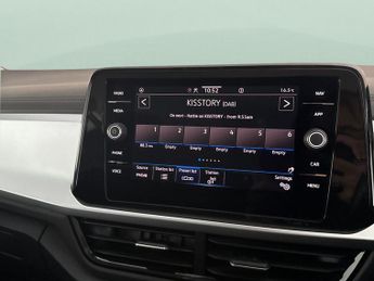 Volkswagen T-Roc 1.5 TSI Life DSG (150 ps) - PARK SENSORS - PADDLE SHIFT - AIR CO
