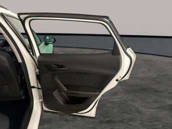 Cupra Formentor 1.4 eHybrid 12.8kWh V1 Plug-in DSG (204 ps) - KEYLESS ENTRY - LE