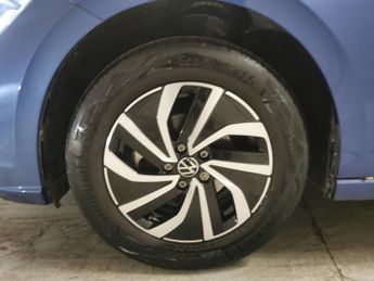 Volkswagen Polo 1.0 TSI Life DSG (95 ps) - BLUETOOTH - PADDLE SHIFT - DIGITAL DA