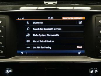 Jaguar F-PACE 3.0 D300 V6 S AWD (300 ps) - MERIDIAN AUDIO - NAV - HEATED SEATS
