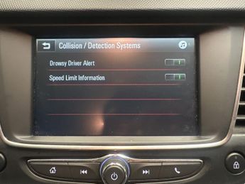 Vauxhall Crossland X 1.2 Turbo Griffin (130 ps) - SPEED LIMIT RECOG - 17IN ALLOYS - A
